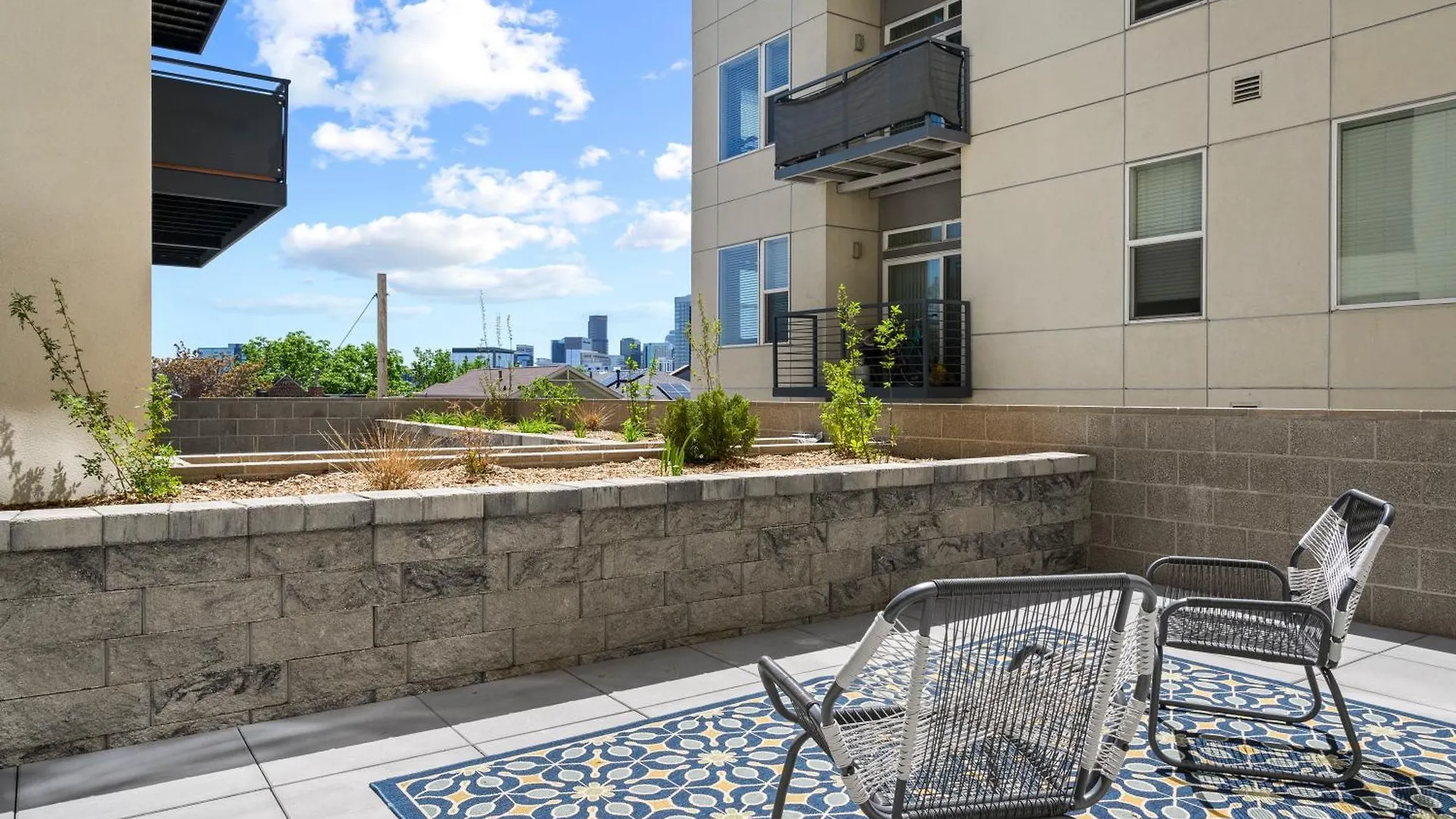 Art Inspired Stay | Espadin Lohi Denver Holiday home